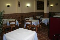 Restaurace v ubytování Apartamentos Sierra del Hacho