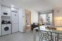 A kitchen or kitchenette at BBarcelona Gaudí Flats