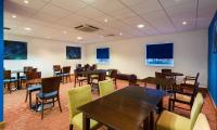Holiday Inn Express Braintree by IHGにあるテレビまたはエンターテインメントセンター
