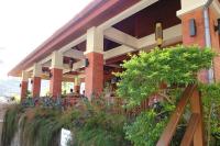 Ein Garten an der Unterkunft Sun Hill Hotel Patong