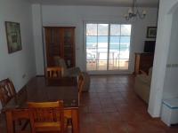 Apartamento de 3 dormitorios con vistas al mar