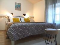 Postel nebo postele na pokoji v ubytování Apartment Franko - Hum