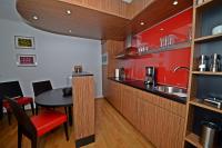 Hotel Quisisana & Appartements Quisiにあるキッチンまたは簡易キッチン