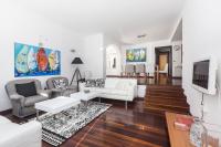 Posedenie v ubytovaní Luxury villa Punat with pool with sea view , 50m from the beach