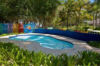 Bazén v ubytování Iberostar Waves Costa Dorada nebo v jeho okolí