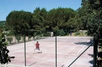 Tenis alebo squash v ubytovaní Conca Marina alebo jeho okolí