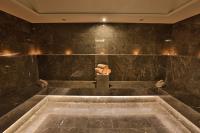 A bathroom at Radisson Blu Hotel Trabzon
