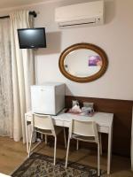 A television and/or entertainment centre at B&B ABRUZZO