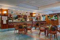 The lounge or bar area at Hotel Caesar Palace