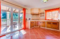 Kuchyňa alebo kuchynka v ubytovaní Villa Ca S'Anglès