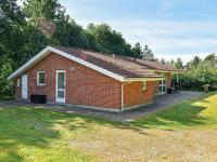 Půdorys ubytování Four-Bedroom Holiday home in Oksbøl 18