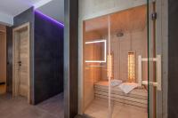 Łazienka w obiekcie Hotel Adapura Wagrain