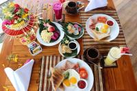 ホリデーパークの敷地内または近くでの食事または食べ物
