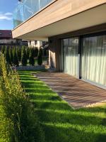 Vonkajšia záhrada v ubytovaní Szczyrk-Art Apartments