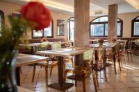 Reštaurácia alebo iné gastronomické zariadenie v ubytovaní Residence Terme Di Sorano