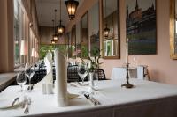 Restaurace v ubytování Hotel Schloss Eckberg