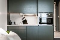 Forenom Hotel Arlandaにあるキッチンまたは簡易キッチン