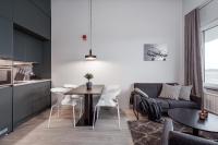 Forenom Hotel Arlandaにあるキッチンまたは簡易キッチン