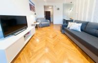 TV a/nebo společenská místnost v ubytování Bielańska Apartment
