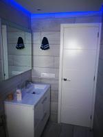 Koupelna v ubytování Cozy Luxury