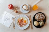 Možnosti snídaně pro hosty v ubytování Hotel Astoria