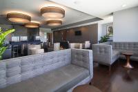 Гостиная зона в Holiday Inn Carlsbad/San Diego by IHG