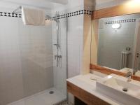 A bathroom at Tito Schipa B&B