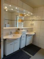 A bathroom at Bergjuwel