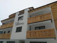 Budova, v ktorej sa apartmánový hotel nachádza