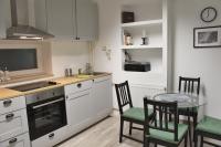Kuchyňa alebo kuchynka v ubytovaní Apartment Anna - FREE Pickup from OR Dropoff to Zagreb airport AT ANY TIME, please give three days advance notice - Long-term parking with airport transport possibility