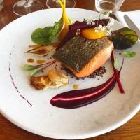 Φαγητό σε αυτό το ξενοδοχείο διαμερισμάτων ή κάπου εκεί κοντά