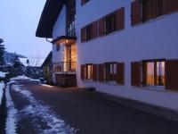 Budynek, w którym mieści się apartament