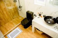 The floor plan of Perfectly located jacuzzi Apt