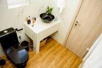 The floor plan of Perfectly located jacuzzi Apt