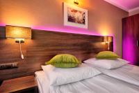 Postel nebo postele na pokoji v ubytování Hotel Leśny