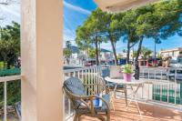 A balcony or terrace at Apartamento Pinebeach