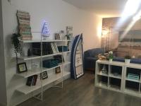 Knihovna v apartmánu