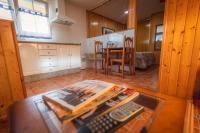 Una cocina o zona de cocina en Apartamentos Cudillero