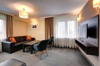 TV a/nebo společenská místnost v ubytování Hotel Leśny