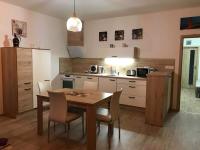Kuchyň nebo kuchyňský kout v ubytování Apartmán Monny