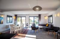 Posezení v ubytování Villa La Zenia