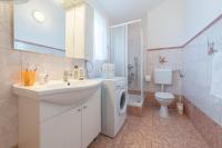 Kúpeľňa v ubytovaní Apartments Maria Kukljica