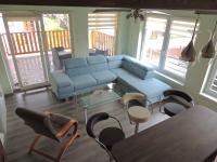 Plán poschodí v ubytovaní Vila Danmar - rent whole vila or upper floor apartment