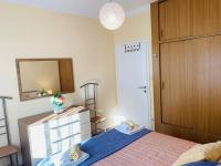 Łóżko lub łóżka w pokoju w obiekcie Duplex Apartment with Private Swimming Pool