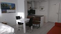 Televízia a/alebo spoločenská miestnosť v ubytovaní 305 Berlin, Studio Apartment, 38m2 2-4 Pers
