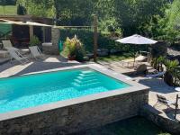 The swimming pool at or close to Magic Mill Castagnetoli