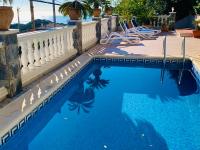 Bazén v ubytování Mediterranean Villa Investingspain sea view and pool nebo v jeho okolí