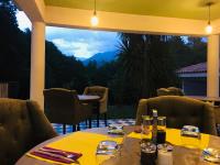 Γενική θέα στο βουνό ή θέα στο βουνό από  αυτό το ξενοδοχείο