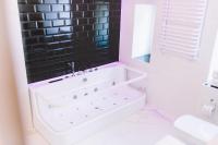 Kúpeľňa v ubytovaní Holiday House Apartament 95m2 Deptak Bogusława