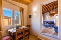 Posedenie v ubytovaní Venetian era - Doukades center loft apt